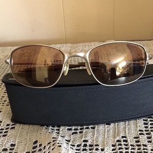 OAKLEY SUNGLASSES
